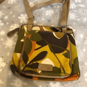 Relic small cross body bag